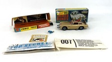 Corgi Toys 261 James Bond 007 Aston Martin DB5.