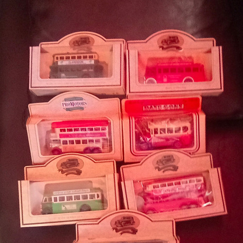 Lledo london die cast - lledo, bus