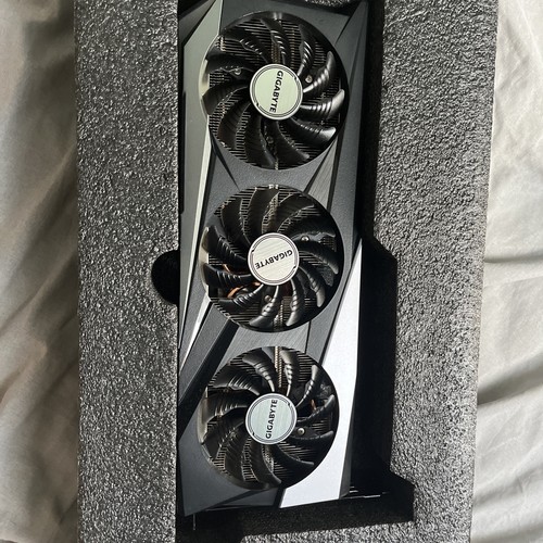 Gigabyte radeon 7600 gaming - gigabyte,