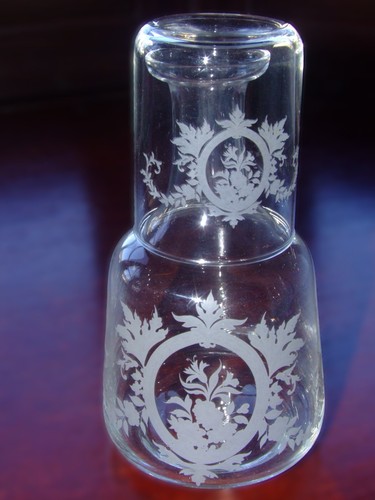 Attractive glass water - an,