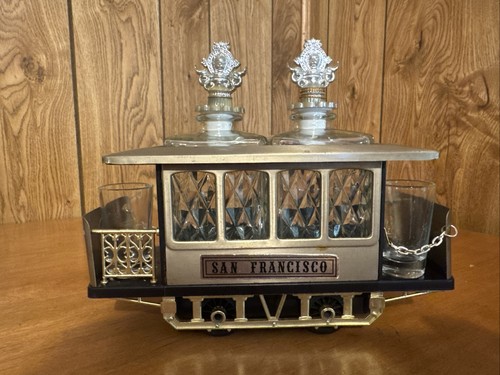 Vintage golden crown - crown, san