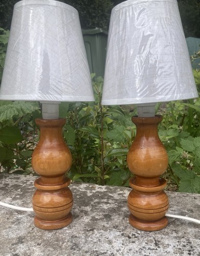 Turned hardwood trinadad table - trinadad,