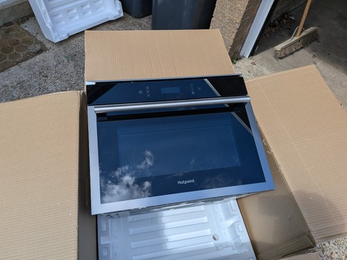 Hotpoint class built in - hotpoint,