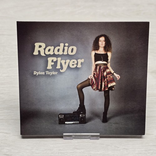 Dylan taylor radio flyer - -,
