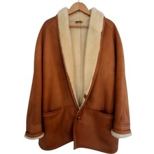 Light Brown Sheepskin Leather Coat with Button Closure and Pockets Size 42