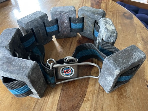Old vintage diving belt lead - &,