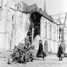WW2 WWII Photo World War Two /