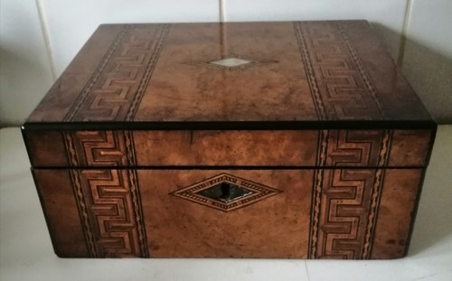 Victorian walnut veneer - victorian,