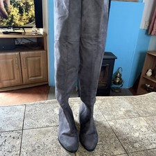 Ladies  New Look Knee Length