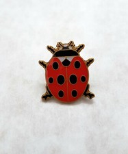 LADYBIRD ENAMEL PIN BADGE 