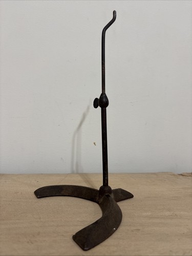 Antique cast iron lay figure - lay,
