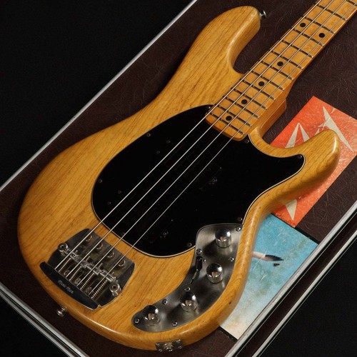 Music man 1989 sabre - music, bass