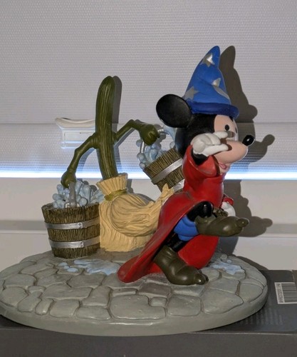 Disney statue fantasia - statue, mickey