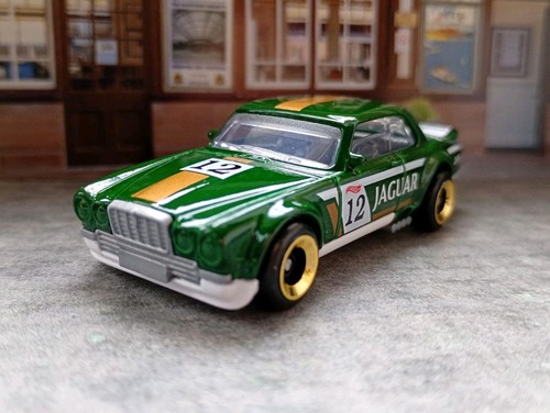 New 2026 hot - new, jaguar