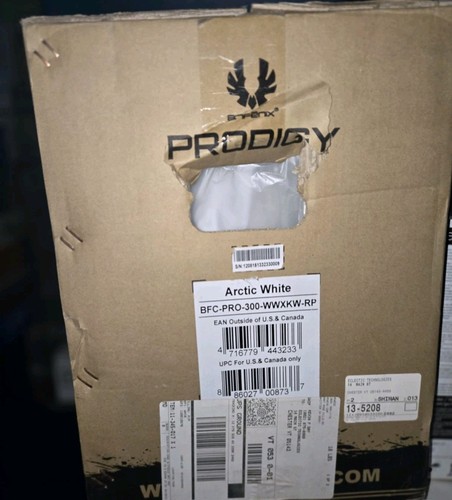 Sealed bitfenix bfc pro 300 - sealed, bfc-pro-300