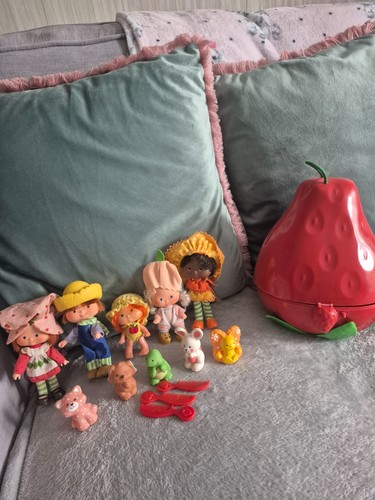 Vintage strawberry shortcake - vintage,