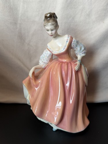 Royal doulton fair - royal, lady