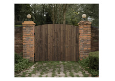 curved wooden drive way gates