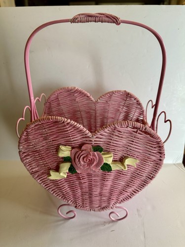 Large pink heart wrought iron - large,