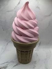 Oversized 10” Soft Serve Ice