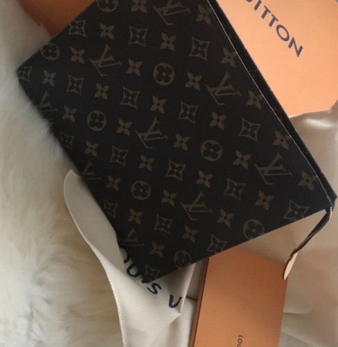 Louis vuitton monogram - louis,