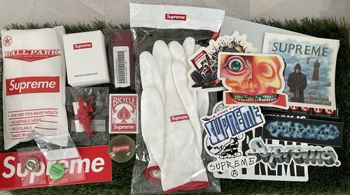 Supreme stickers accessories - stickers/,