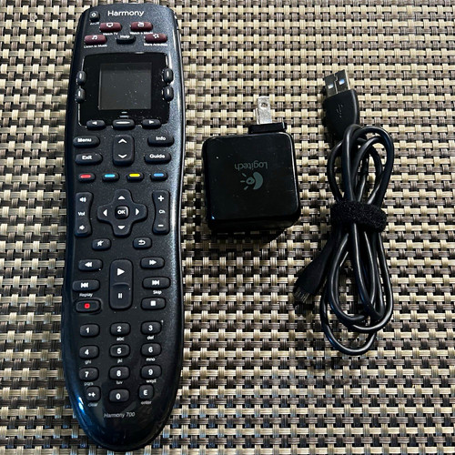 Logitech harmony 700 universal - harmony,