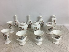 Wedgwood Kutani Crane - jars &