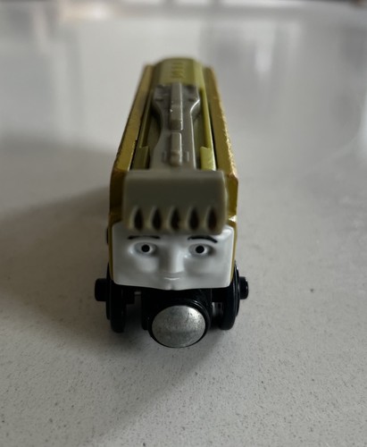 Brio thomas the - tank, engine