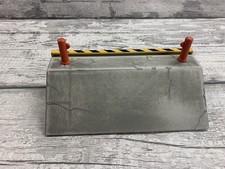 Spinmaster Tech Deck Finger Skateboard Ramp 2009