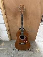 HONDO ACOUSTIC GUITAR MODEL