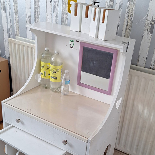 Freestanding white wooden - white,