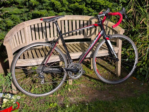 Giant defy 2012 road bike - giant,