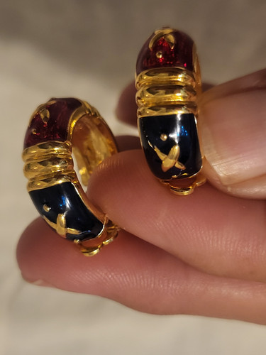 Joan rivers gold tone red - tone,