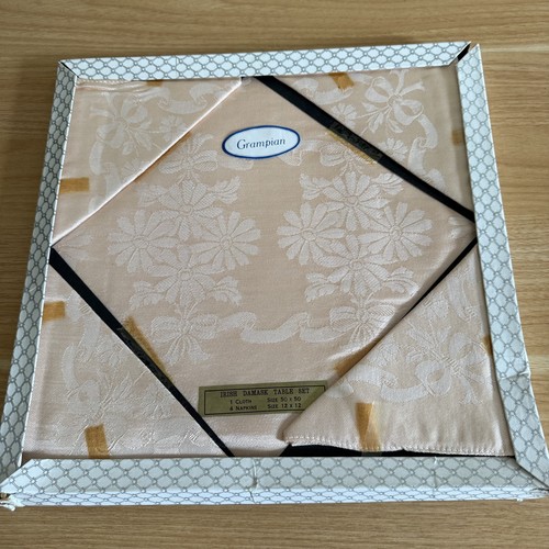 Vintage 1960 ivory damask - 1960’s,