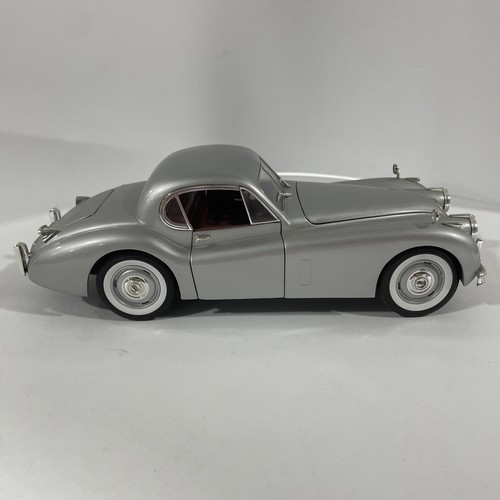 Signature models 1949 - 1949, silver