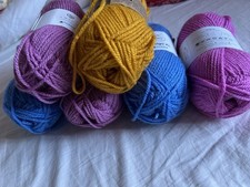 600g Of Aran Weight Amigo