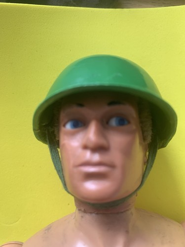 Vintage action man green army - action,