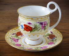 Royal Worcester Connoisseur Collection Cabinet Flowers Cup & Saucer 2 Piece Set