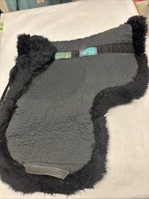 Full Black Wool Nuumed Griffin