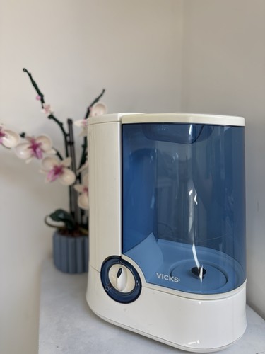 Vicks cool mist humidifier - vicks,