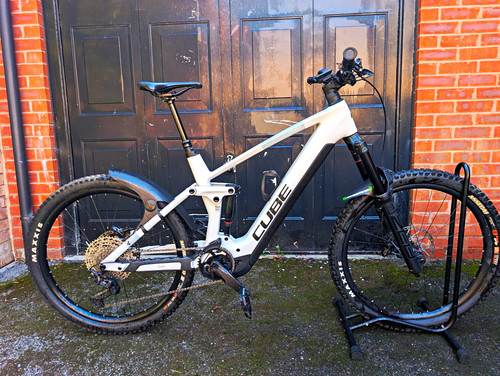 Cube stereo hybrid 160 - hpc, slx