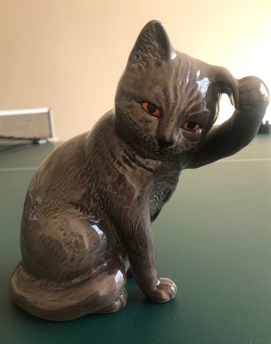 Vintage beswick grey seated - beswick,