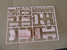 Tamiya SAS Land rover Pink