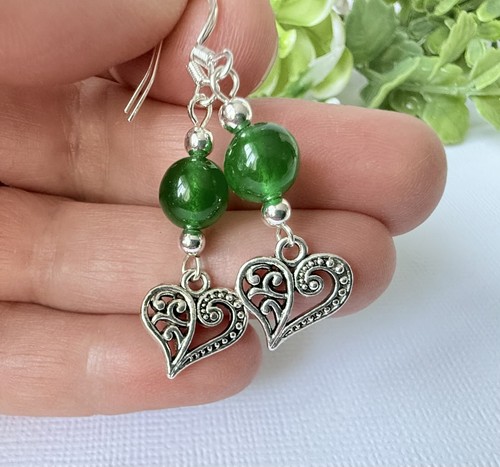 Green jade heart earrings - green,