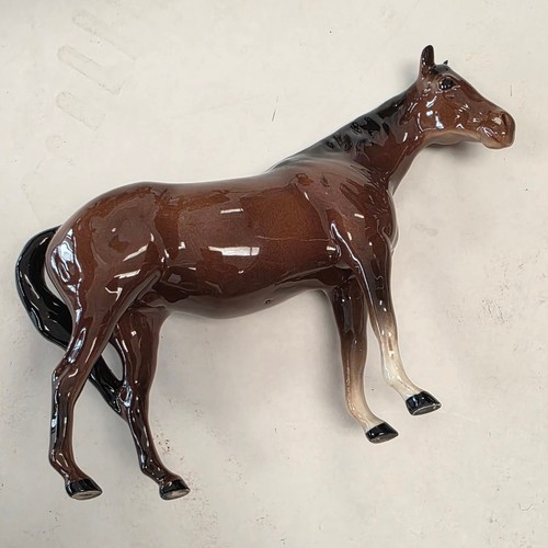 Beswick horse mare facing - beswick,