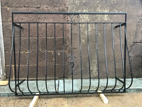 Juliet balcony metal - juliet, balcony,metal