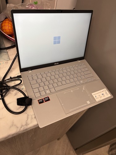 Asus vivobook s14 - vivobook,