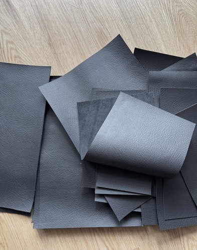 Black leather pieces pebble - black,