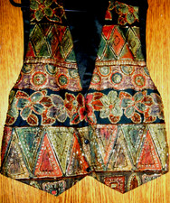 Beautiful Vintage Embroidered